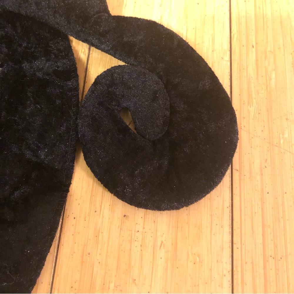 ⭐️ Lightly used girls’ witch hat - Picture 8 of 11